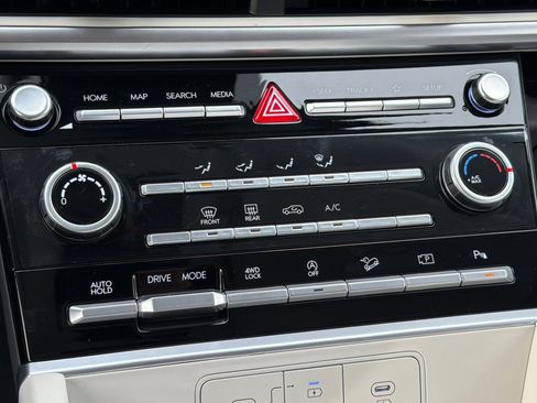 New 2026 Hyundai Santa Fe SE image 27