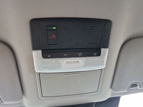 Used 2024 Nissan Pathfinder SL AWD/4WD image 36