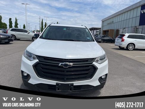 Used 2021 Chevrolet Traverse Premier w/ Redline Edition FWD image 2