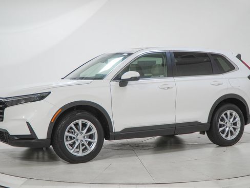 Certified 2026 Honda CR-V EX image 5