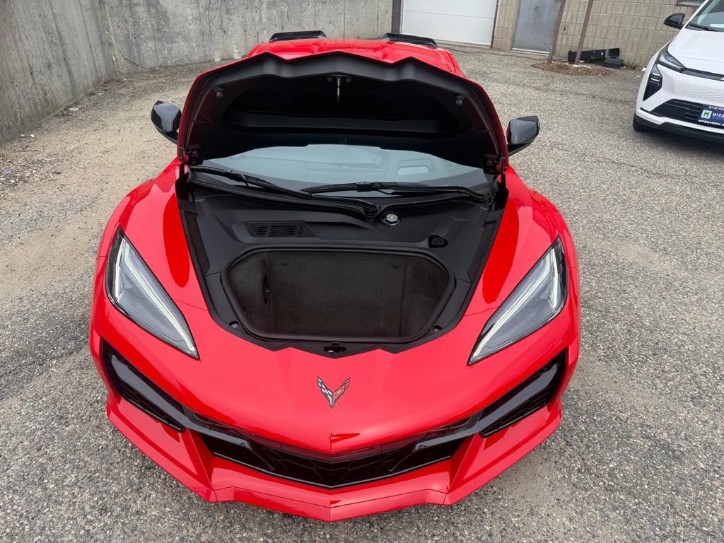 Used 2025 Chevrolet Corvette Z06 RWD image 49