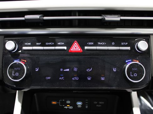Used 2025 Hyundai Tucson SEL FWD image 15