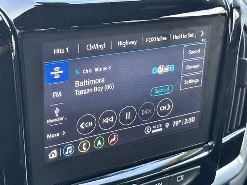 Used 2023 Chevrolet Traverse RS image 23