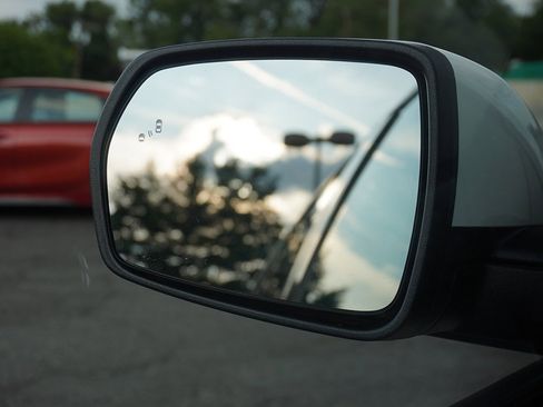 Used 2022 Ford Edge ST-Line image 41