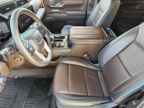 Used 2024 GMC Sierra 1500 Denali w/ Technology Package image 11