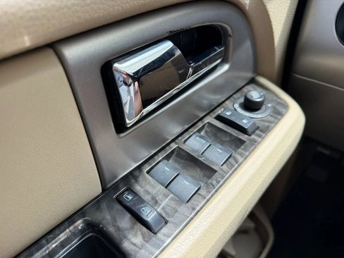 Used 2015 Ford Expedition Limited w/ Equipment Group 301A RWD image 16