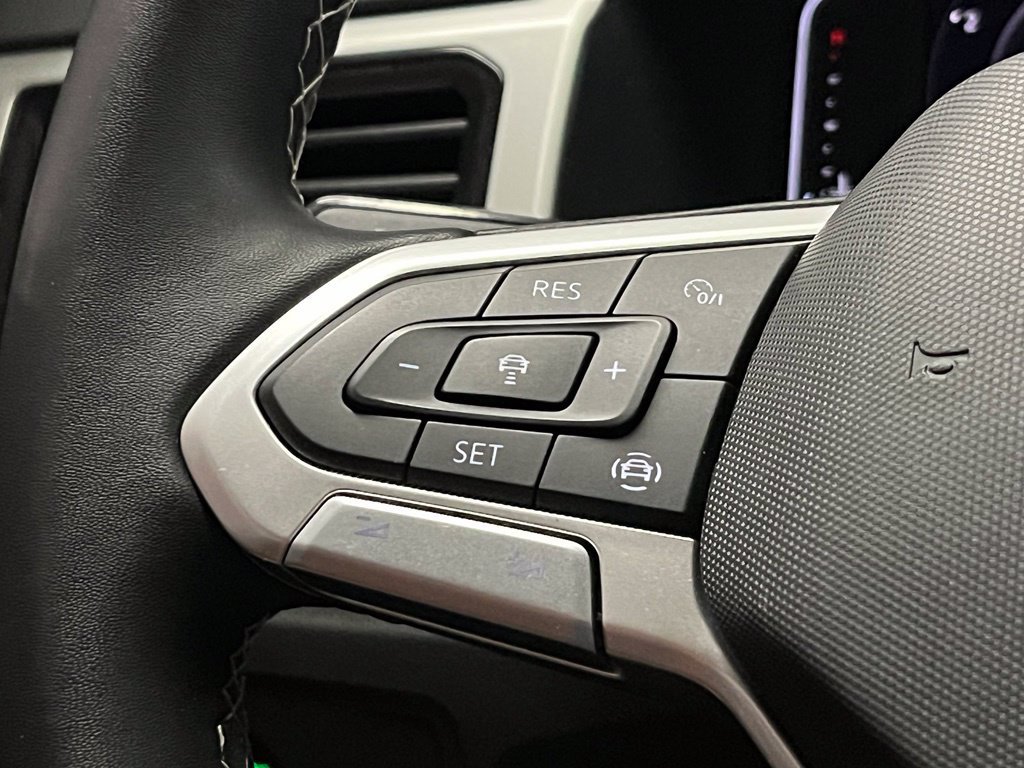 Used 2023 Volkswagen Atlas SE w/ Panoramic Sunroof Package AWD/4WD image 28