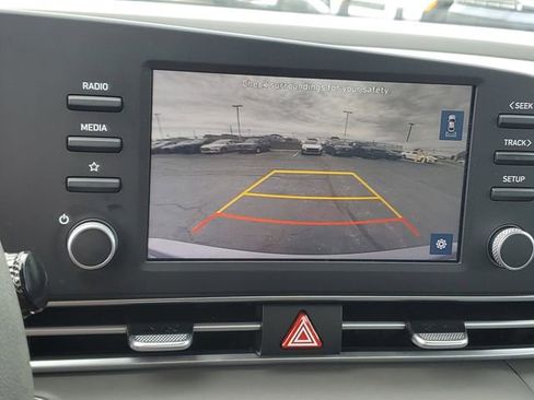 Certified 2023 Hyundai Elantra SEL FWD image 26