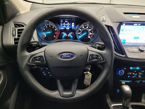 Used 2017 Ford Escape SE w/ Equipment Group 201A FWD image 22