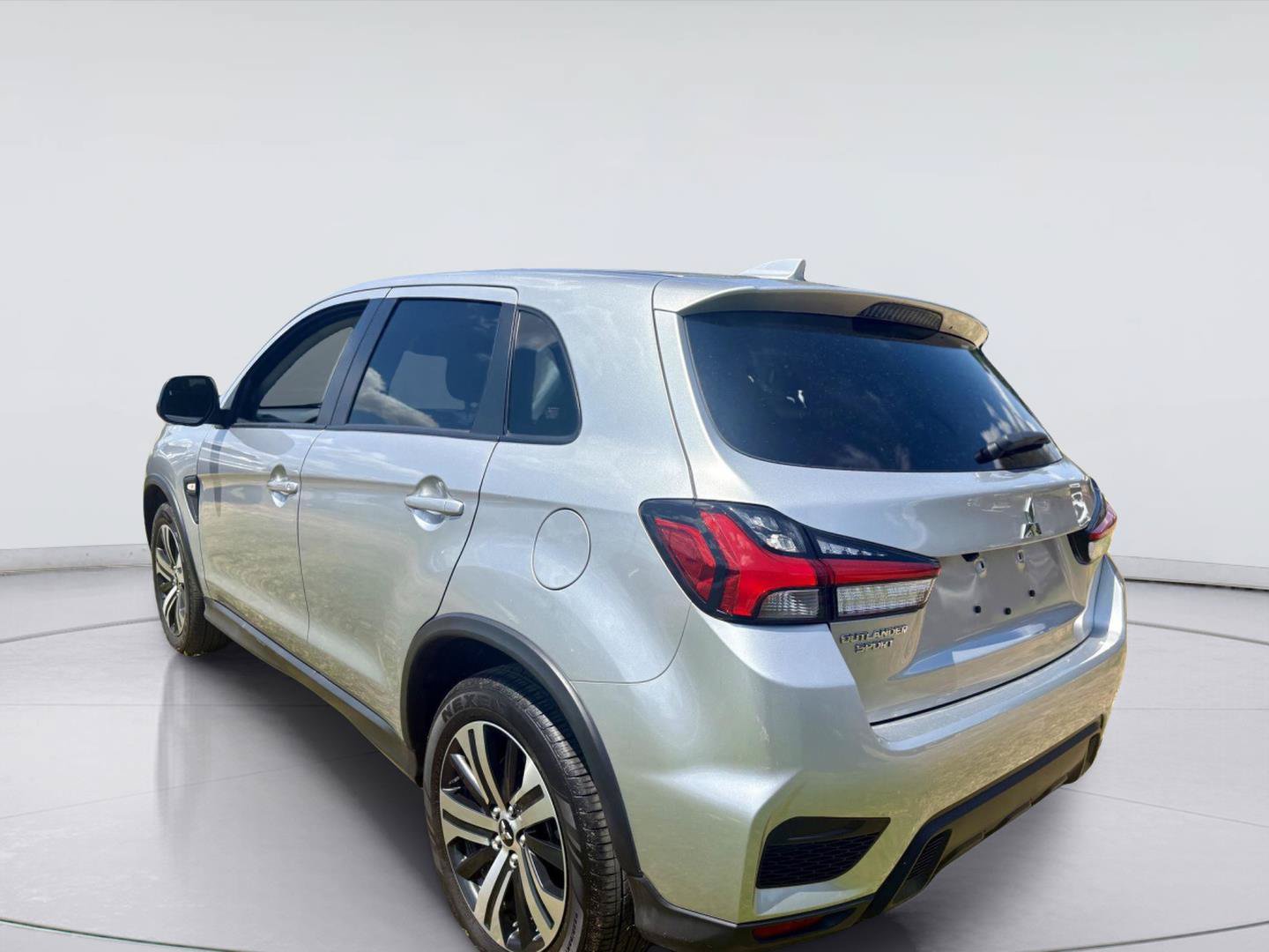 Used 2026 Mitsubishi Outlander Sport AWD image 5