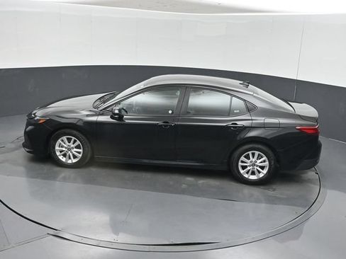 Used 2025 Toyota Camry LE FWD image 44