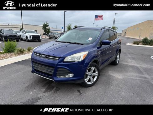 Used 2016 Ford Escape SE w/ SE Leather Comfort Package FWD image 1