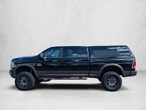 Used 2017 RAM 3500 Laramie Longhorn AWD/4WD image 8