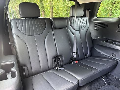 Used 2024 Hyundai Palisade Limited FWD image 23