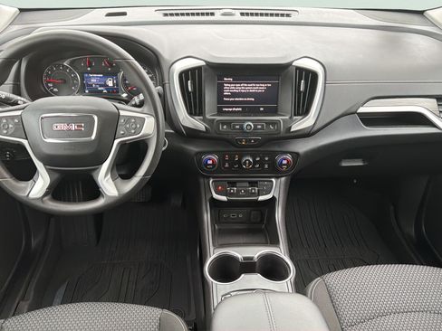 Used 2023 GMC Terrain SLE w/ Driver Convenience Package FWD image 3