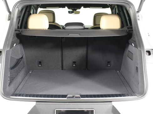 New 2026 Porsche Cayenne image 18