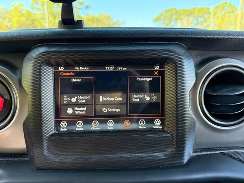 Used 2021 Jeep Wrangler Unlimited Sport image 34