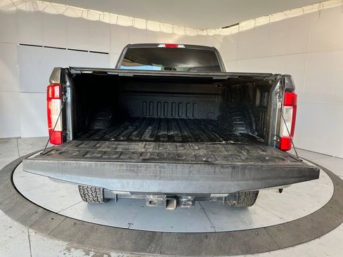 Used 2019 Ford F350 XLT w/ XLT Value Package image 12