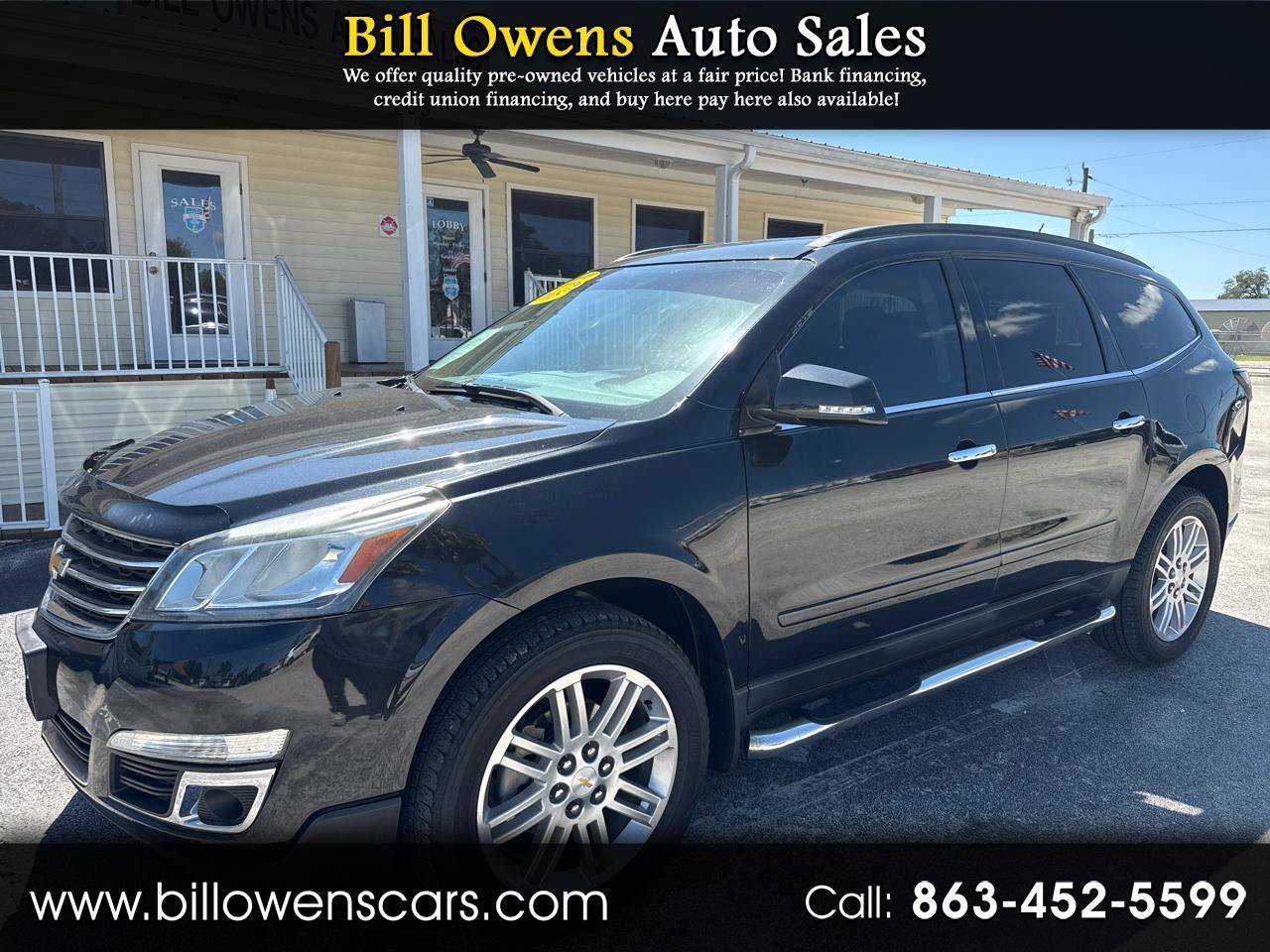 Used 2015 Chevrolet Traverse LT w/ Style and Technology Package FWD image 1