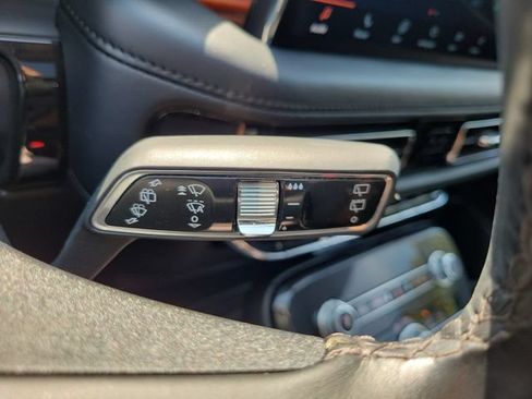 Used 2023 Lincoln Nautilus Reserve AWD/4WD image 16