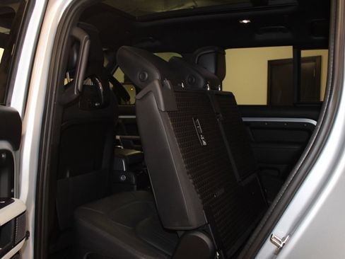 Used 2022 Land Rover Defender 110 XS Edition image 50