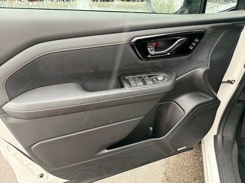 New 2026 Subaru Forester Touring image 17