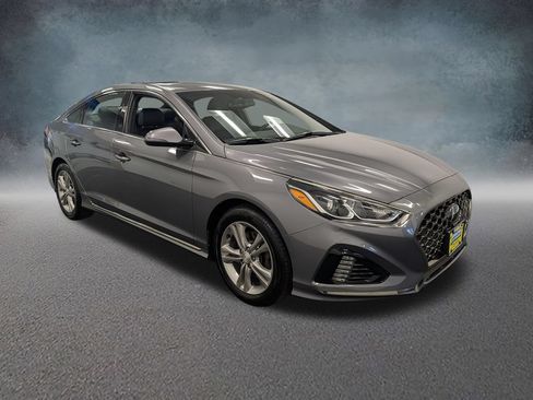 Used 2018 Hyundai Sonata Sport FWD image 3