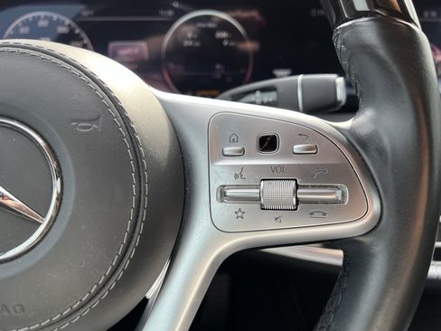 Used 2019 Mercedes-Benz S 560 4MATIC Sedan image 20