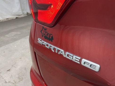 Used 2017 Kia Sportage LX FWD image 15
