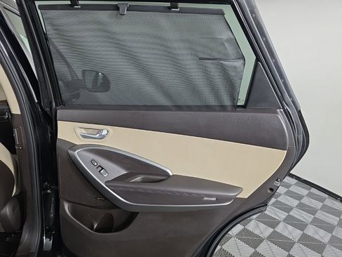 Used 2017 Hyundai Santa Fe Limited image 40