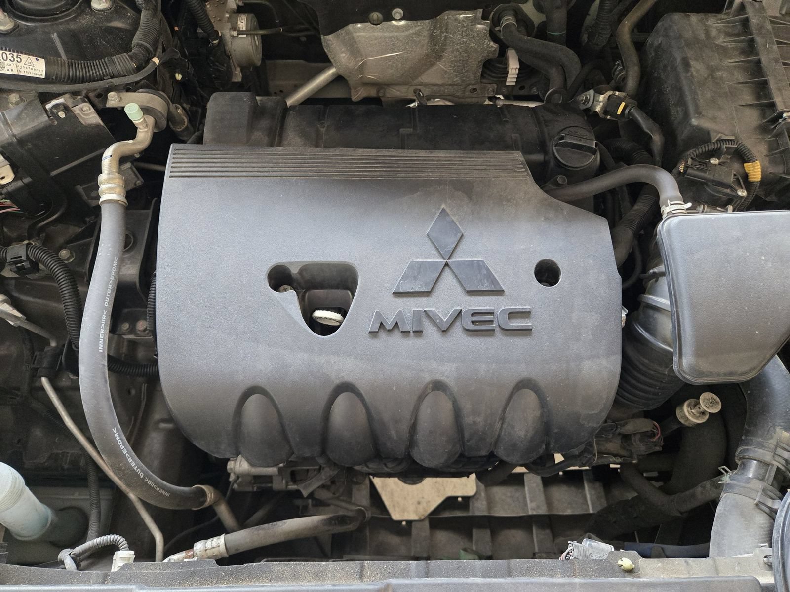 Used 2017 Mitsubishi Outlander SE FWD image 33