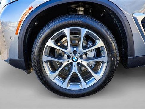 Used 2026 BMW X5 xDrive40i w/ Climate Comfort Package AWD/4WD image 9
