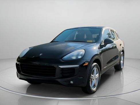 Used 2016 Porsche Cayenne AWD/4WD image 11