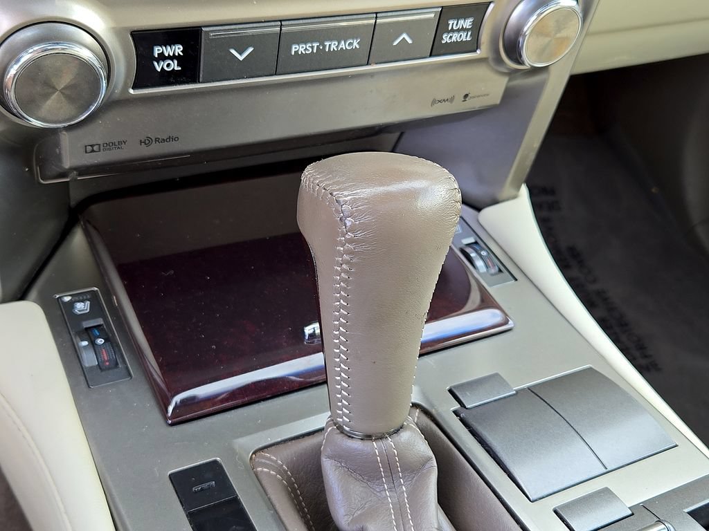 Used 2015 Lexus GX 460 w/ Premium Package AWD/4WD image 16