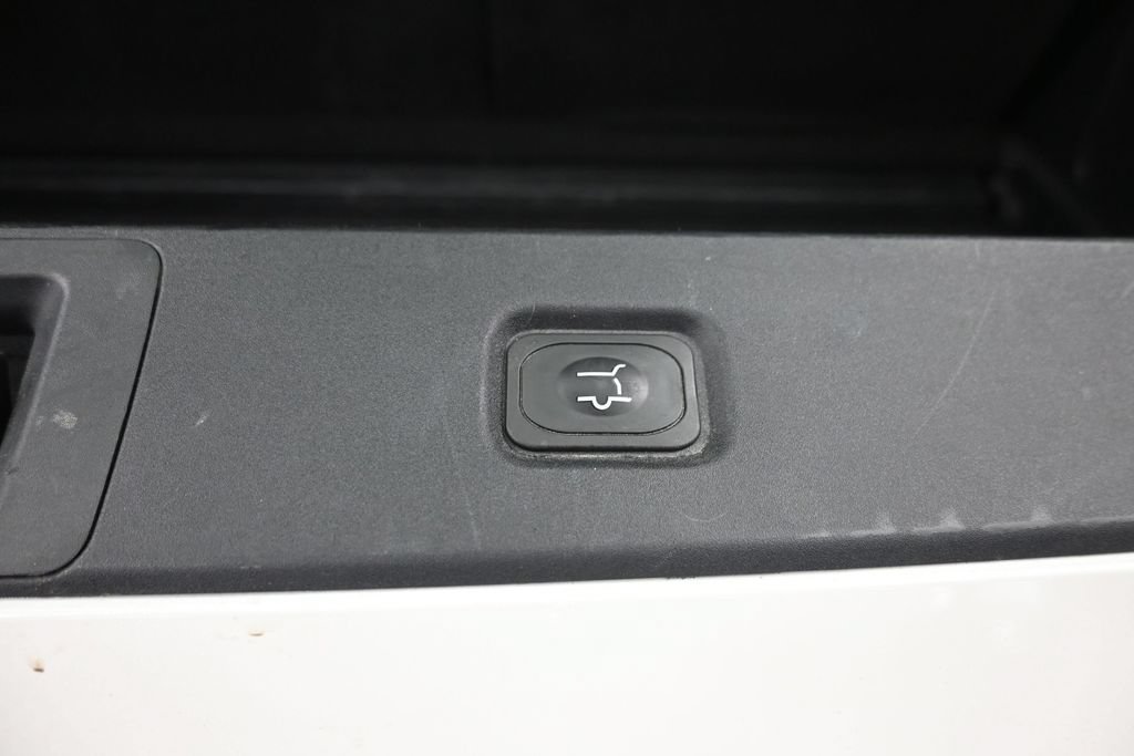 Used 2025 Ford Expedition Platinum w/ Driver's Package AWD/4WD image 14