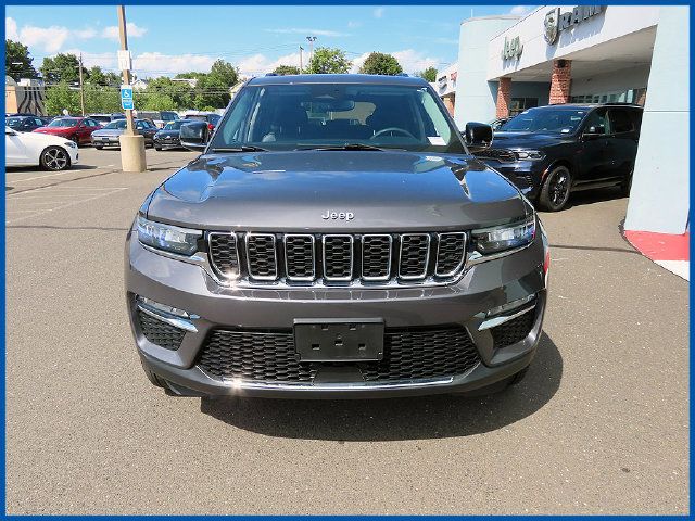 Certified 2023 Jeep Grand Cherokee Limited AWD/4WD image 3