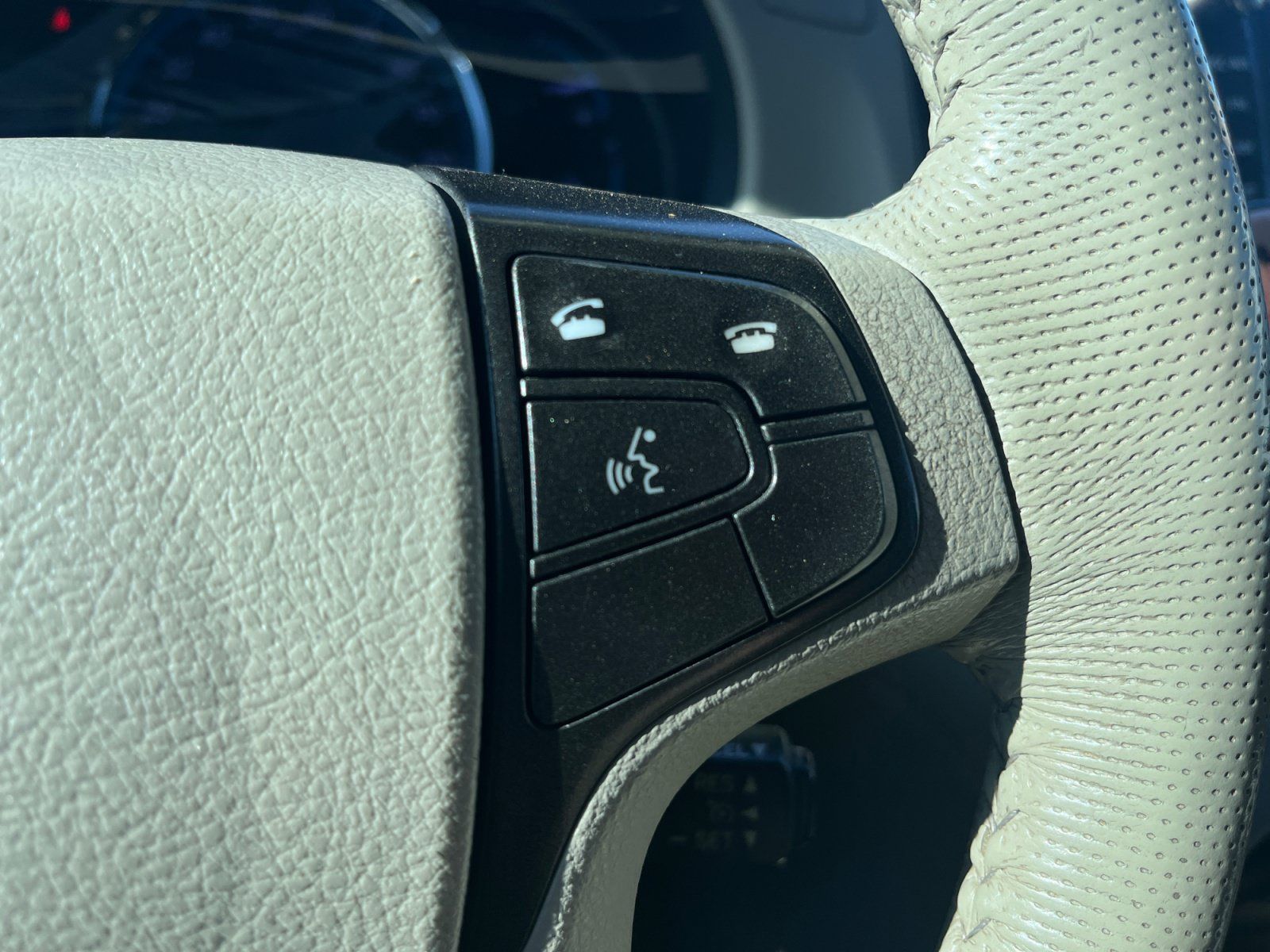 Used 2014 Toyota Sienna XLE w/ XLE Premium Package FWD image 21