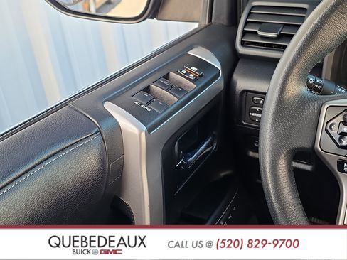 Used 2019 Toyota 4Runner Limited AWD/4WD image 27