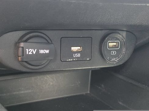 Used 2022 Hyundai Elantra SEL FWD image 20