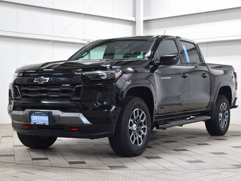 Certified 2024 Chevrolet Colorado Z71 w/ Z71 Convenience Package 2 image 3