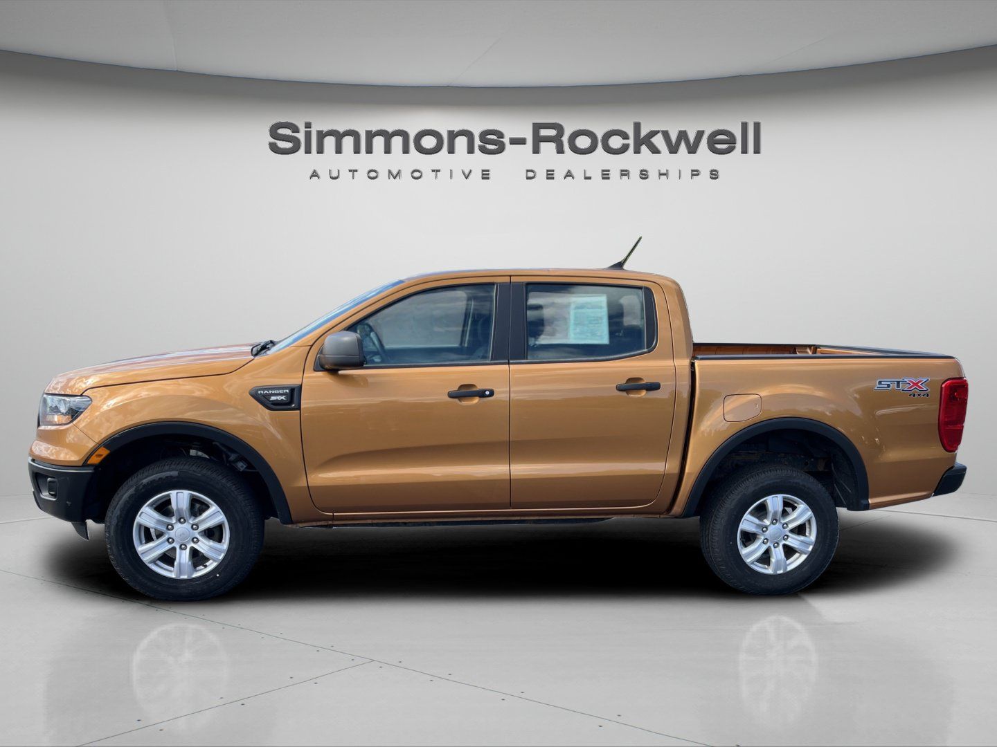 Used 2019 Ford Ranger XL w/ Equipment Group 101A Mid AWD/4WD image 2