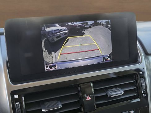 Used 2023 Lexus GX 460 Premium image 17