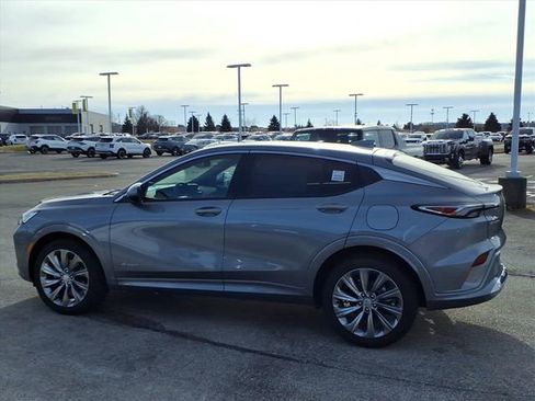 New 2026 Buick Envista Avenir image 9