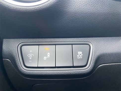 Used 2023 Kia Forte GT image 23