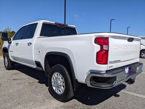 Used 2023 Chevrolet Silverado 2500 LTZ w/ LTZ Plus Package image 19
