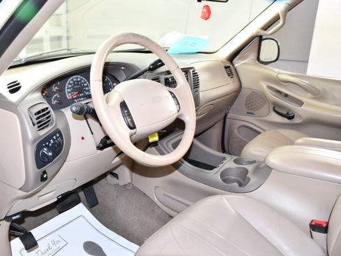 Used 1998 Ford Expedition Eddie Bauer RWD image 2