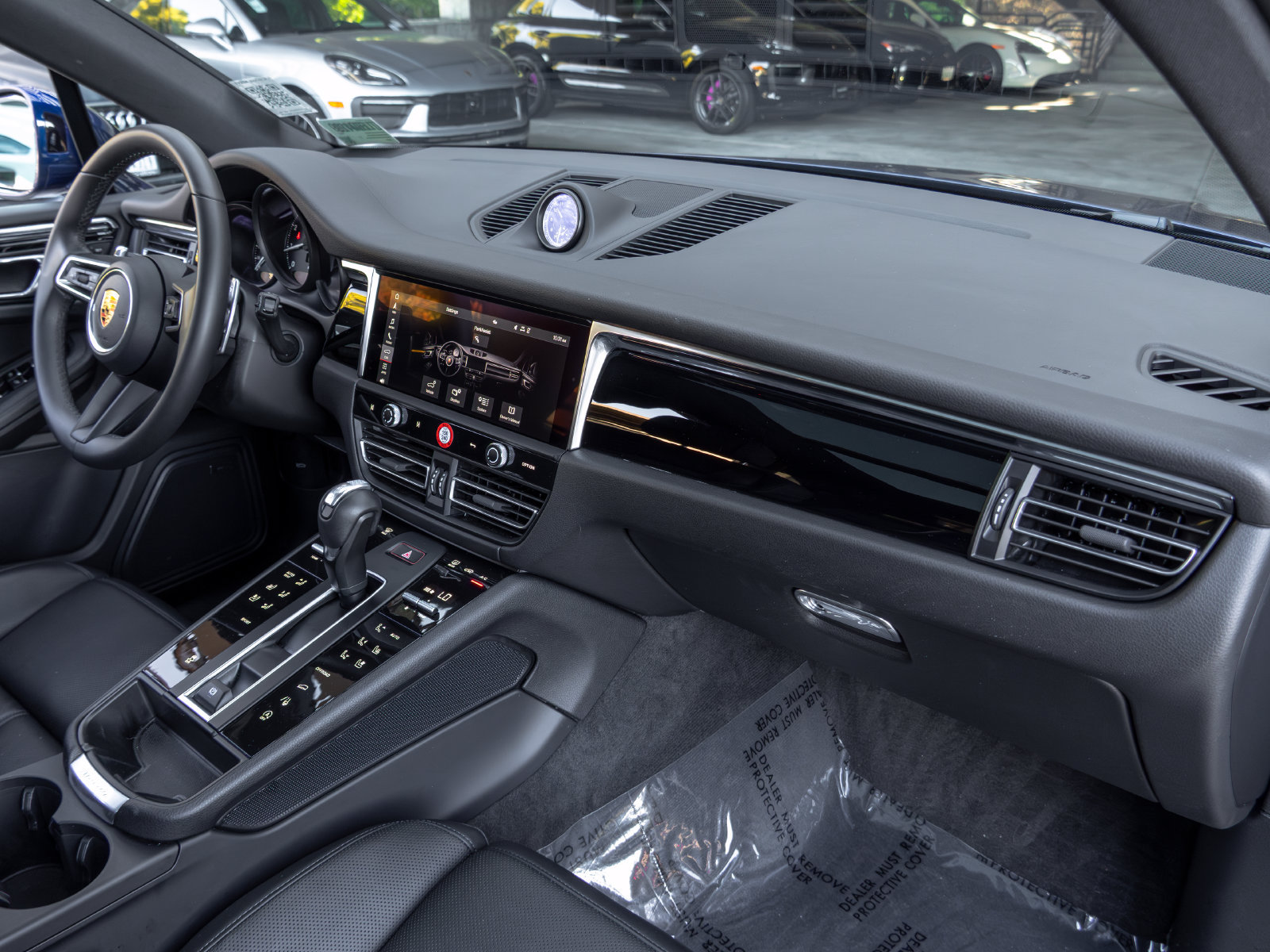 Certified 2026 Porsche Macan AWD/4WD image 56