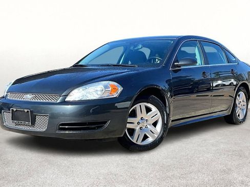 Used 2014 Chevrolet Impala LT w/ LT Sunroof Package image 14