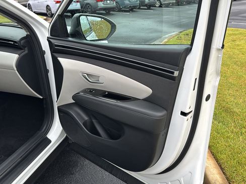 Used 2024 Hyundai Tucson Limited image 12