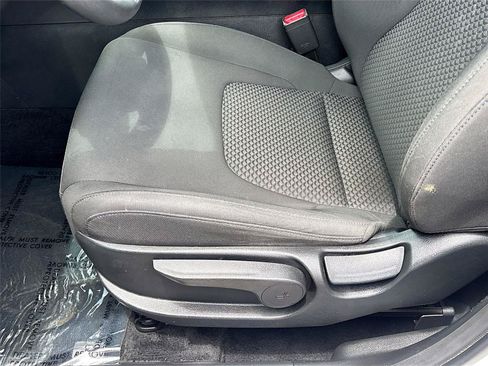 Used 2023 Kia Sportage LX AWD/4WD image 18